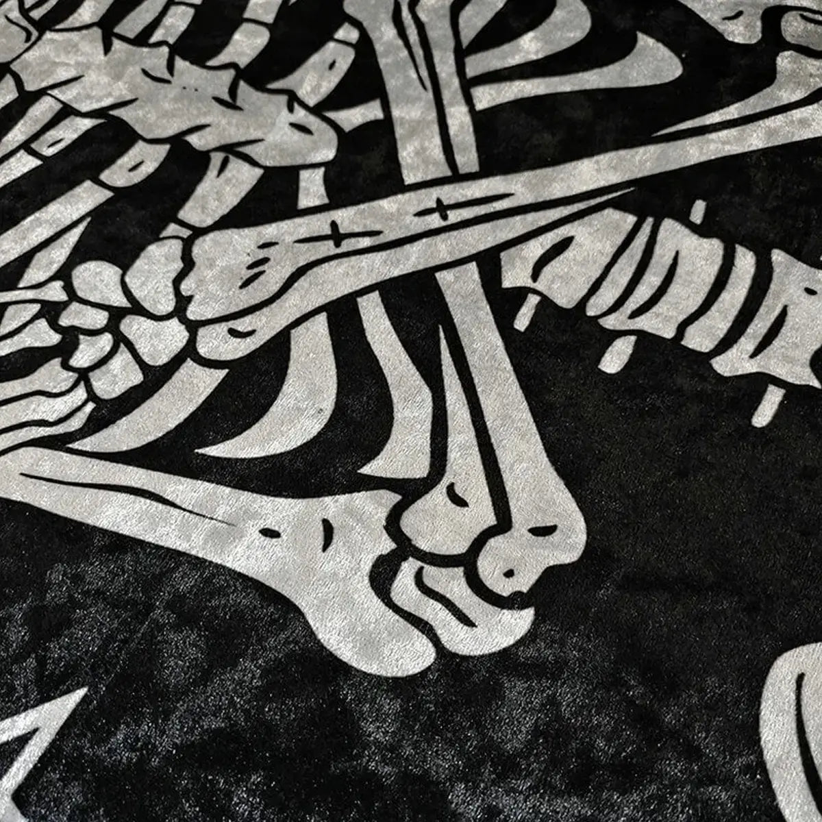 Dark Style Bat Bath Mat, Bathmat, Soft Bathroom Mat, Halloween Theme Bedroom Decor Long Strip Carpet, Cool Reflective Fabric Wear-Resistant Easy Clean Rug, Bathroom Rug Set, Bath Mats For Bathroom, Bath Rugs For Bathroom, Bathmats For Bathroom