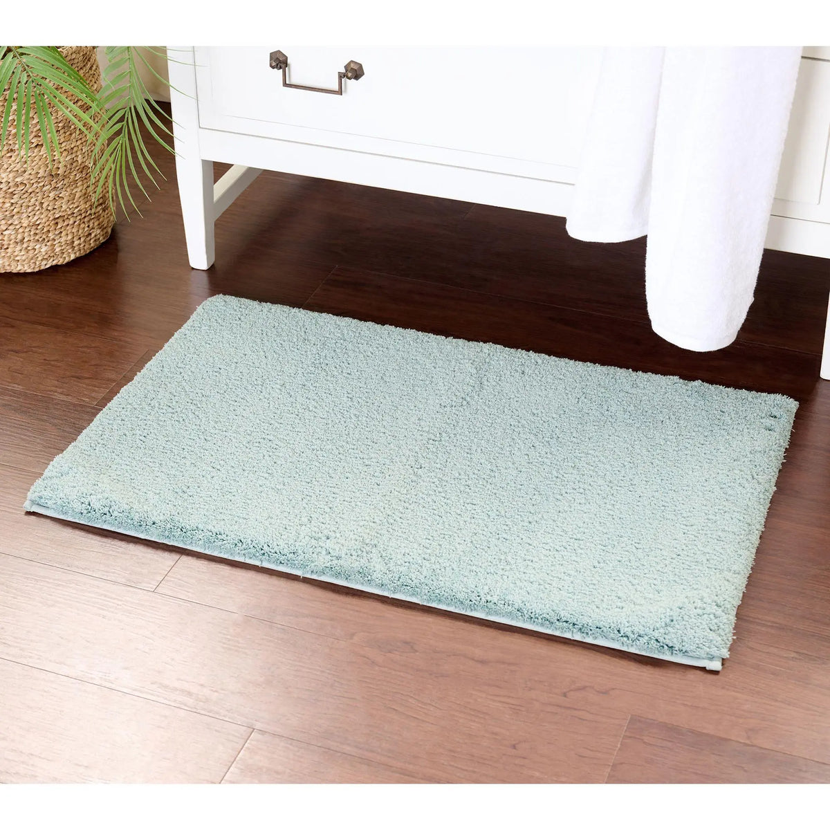 Home Reflections Plush Bathmat
