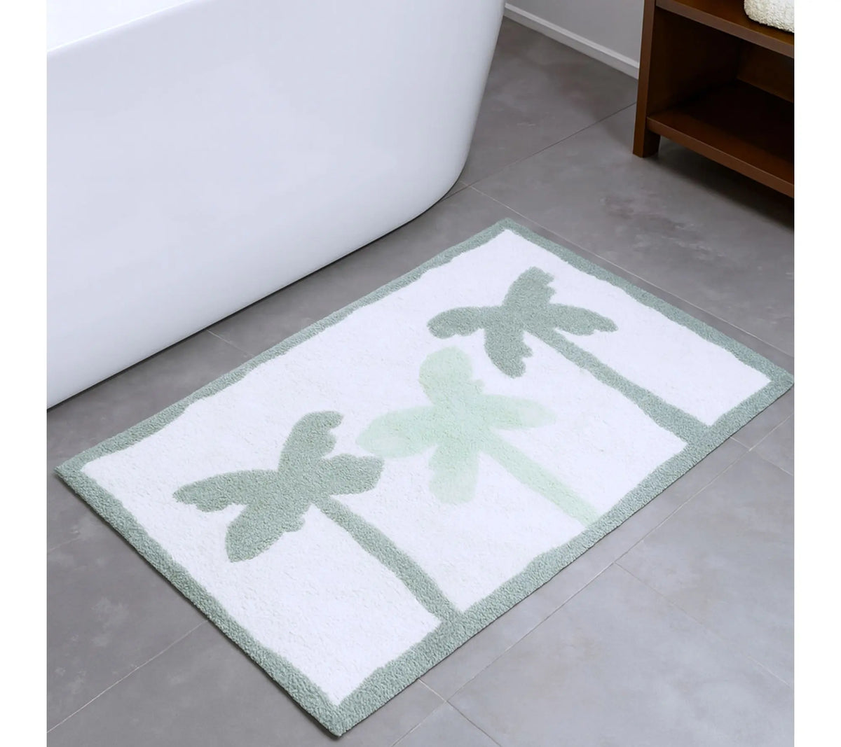 HomeRoots 32" Green And White Cotton Palm TreesBath Rug