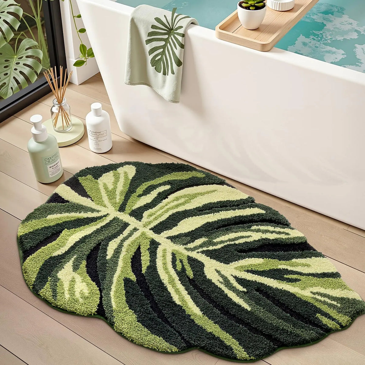 LUMI Green Leaf Canopy Bathroom Mat Non-slip Microfiber Rugs Absorbent Comfortable Tropical Palm Hawaiian Plants Decor Machine Washable Floral Design Fluffy Tufted Bathmat Home Goods