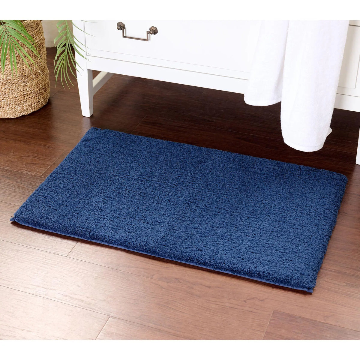 Home Reflections Plush Bathmat